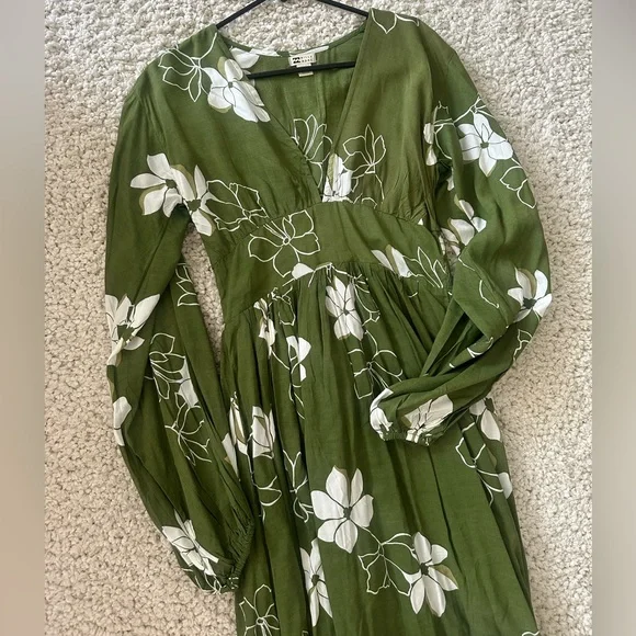 green emerald velvet dress Your Girl Billabong Dress in limelight for women – TITUS main image 1